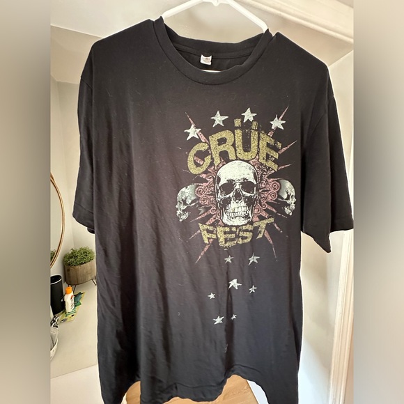 Cruefest 2008 Tour Teeshirt Large - Picture 1 of 4